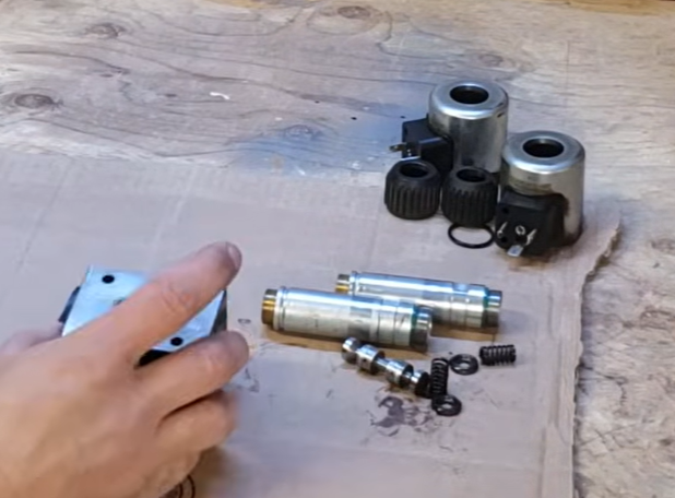 
Hydraulic Valve Repair