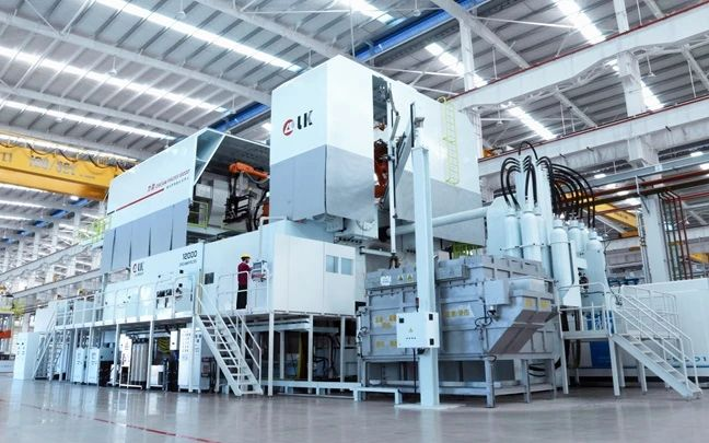 Large die casting machine