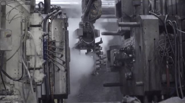 Die Casting Sprayer clean mold
